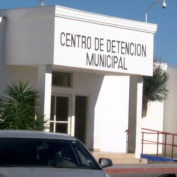 Hombre Sufre Picadura de Viuda Negra en Celdas Municipales de Piedras Negras